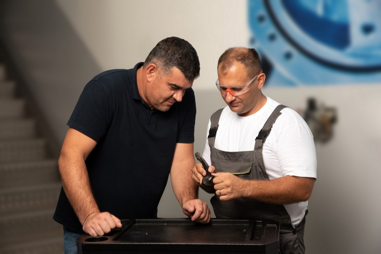 Warranty claim Garage Gurus evaluating a part